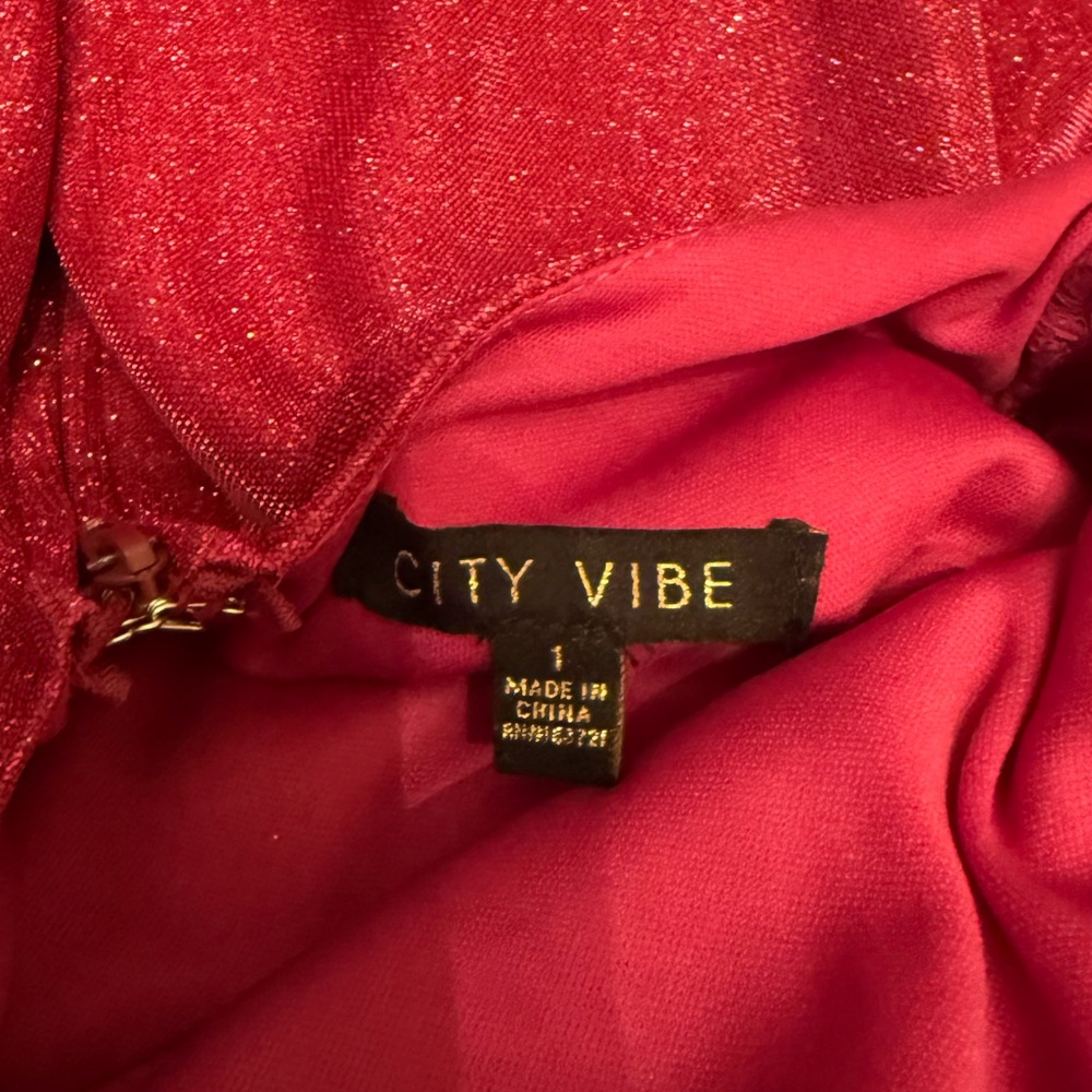 City Vibes Prom/Formal Gown - Picture 7 of 7